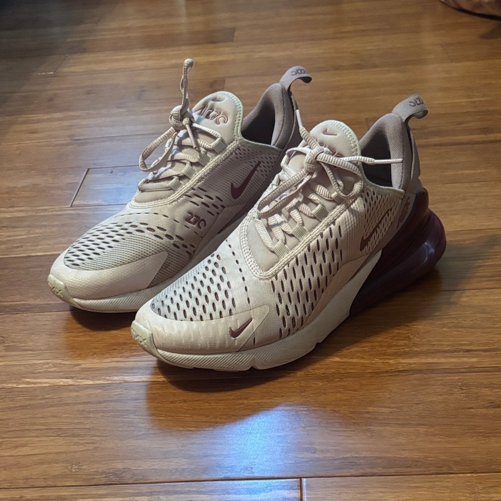 Nike Sneakers